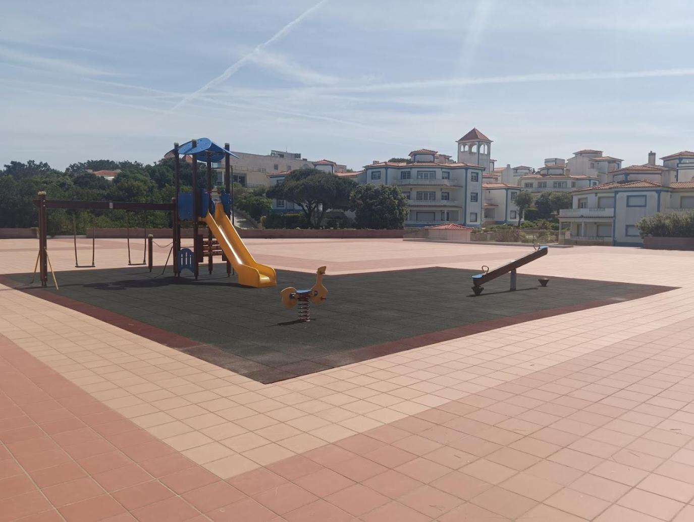 Apartamento Em D'El Rey-Obidos Beach & Surf Amoreira  Exterior photo